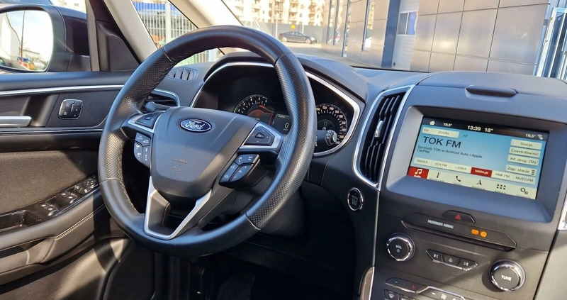 Ford S-Max cena 69900 przebieg: 153976, rok produkcji 2017 z Boguchwała małe 436